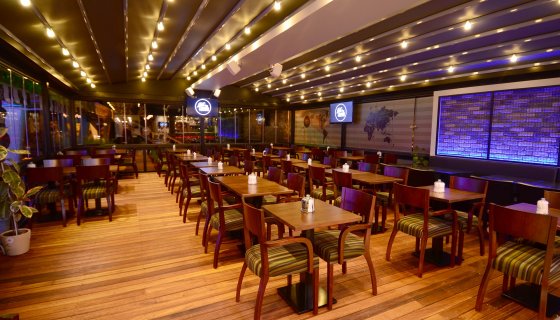 Boulvard Bridge Cafe